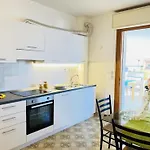 Spacious Sea View Flat With Terrace Appartement