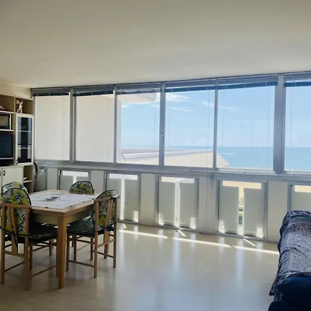Spacious Sea View Flat With Terrace * 비비오네