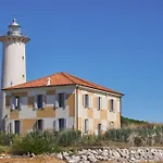 Lejlighed Spacious Sea View Flat With Terrace *