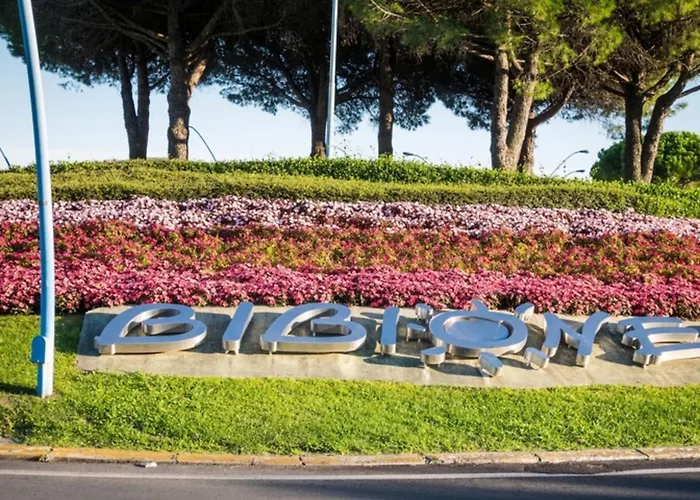 Spacious Sea View Flat With Terrace Bibione